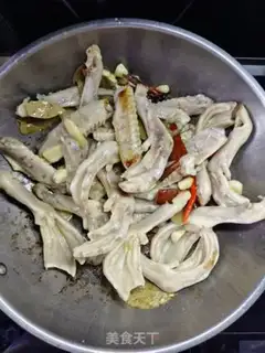 Make The halama wings step 8