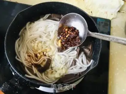 Make Potato duck blood soup step 6