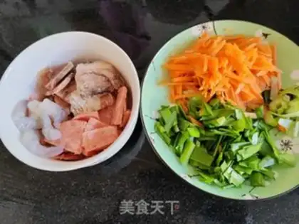 Make Beef sausages, shrimp sprouts step 0