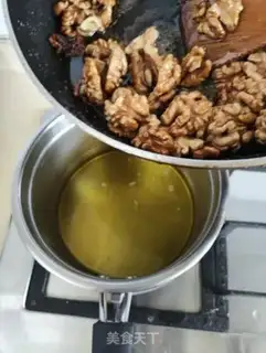 Make Amber walnuts step 4