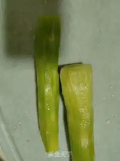 Make Cracking silk step 0