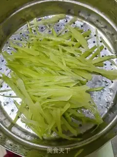 Make Cracking silk step 2