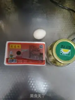 Make Sour duck blood egg soup step 0