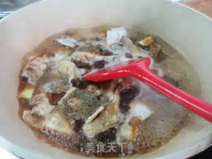 Make The yellow fish are burning chicken wings step 11