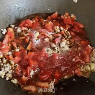 Make Tomato sauce pasta step 6