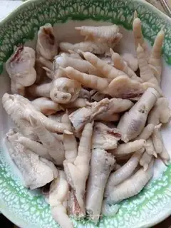 Make Frozen chicken claws step 4
