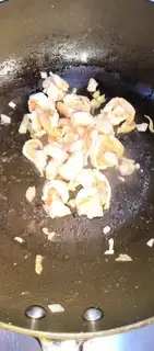 Make Shrimp tofu soup step 1