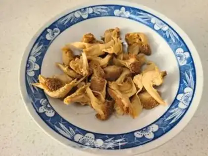 Make Monkey-head mushroom chop soup step 3