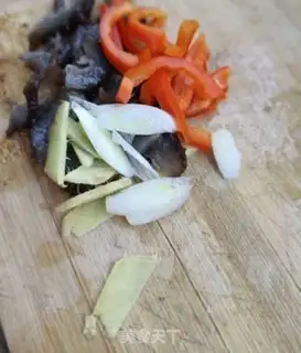 Make Sea cucumber eggs for Dutch beans step 2