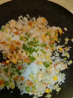 Make Shrimp rice step 7