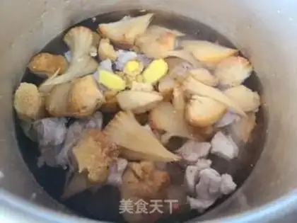 Make Monkey-head mushroom chop soup step 9