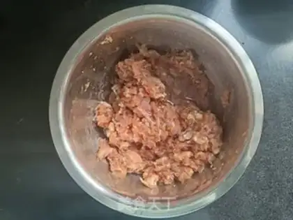 Make Round and round pearls step 6