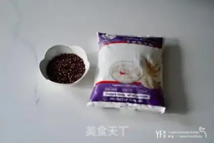 Make Red bean rabbit soup step 0