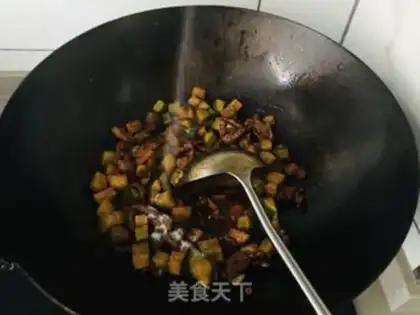 Make Red soup, lamb noodles step 6
