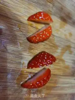 Make Two butterfly strawberries step 3