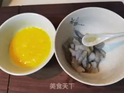 Make Shrimp eggs step 1