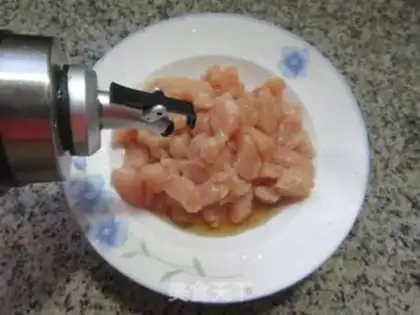 Make The groceries fried chicken chest step 2