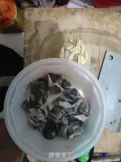 Make Scramble mushrooms step 2