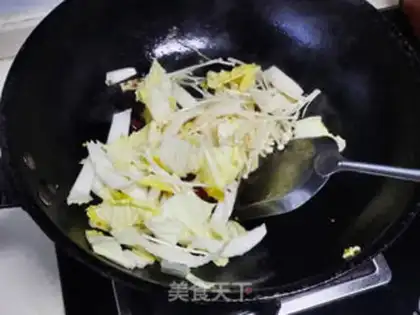 Make Sour soup, fat cow step 4