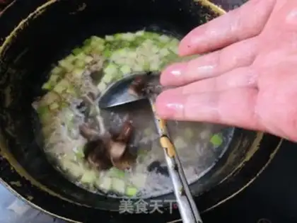 Make Roach pasta step 0