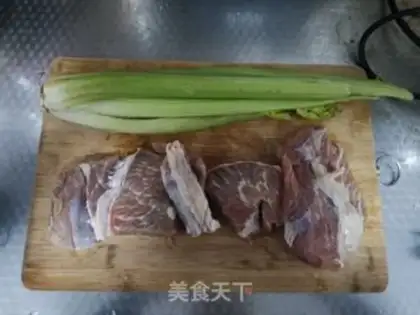 Make Celery beef step 0