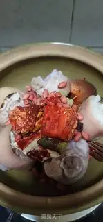 Make Nanjian peanut pig hoof step 3