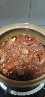 Make Nanjian peanut pig hoof step 6