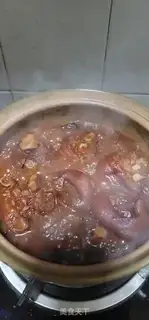 Make Nanjian peanut pig hoof step 7