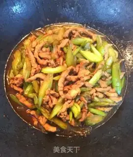 Make Celery fried meat step 5