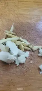 Make Pire salt garlic fragrance step 2