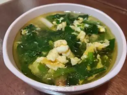 Make Spinach omelet soup step 8