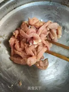 Make Potato laced with eggs for yellow rice cake step 1