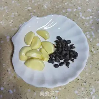 Make Squirt ribs step 1