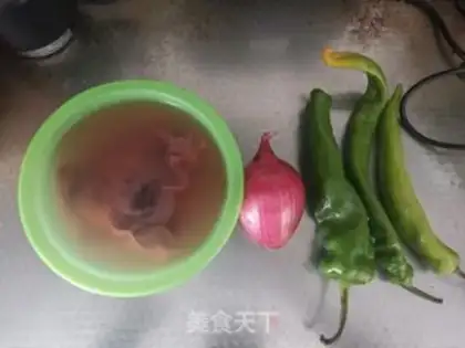 Make Onion fried liver step 0