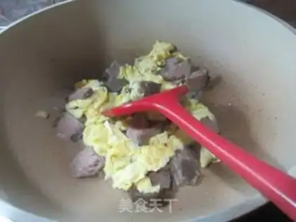 Make Beef fried eggs step 5