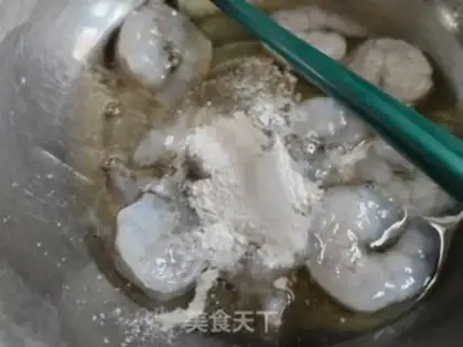 Make Celery and shrimp step 0