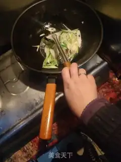Make Burn mushrooms on foot step 1