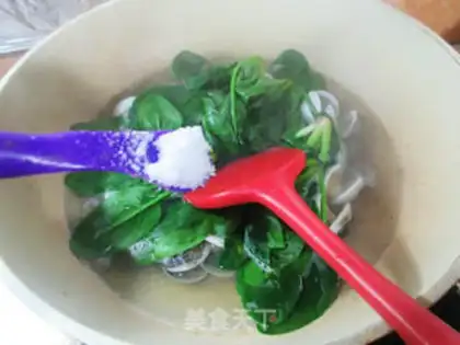 Make Round toad spinach soup step 5