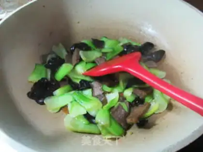 Make Black-muck beef fried vegetables step 8