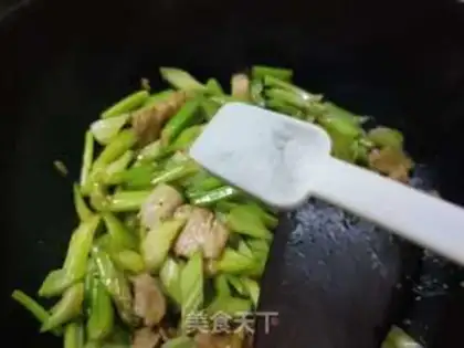 Make Celery and meat step 7