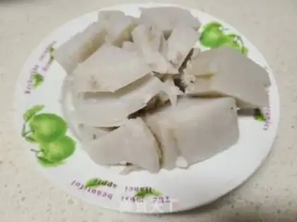 Make Potato powdered eggs step 1