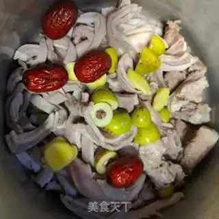 Make Olive pig belly soup step 6