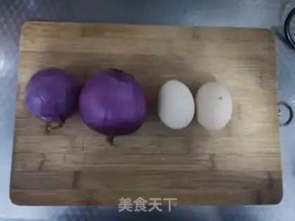 Make Onion fried eggs step 0