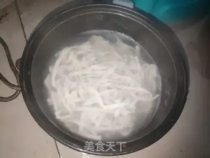 Make Fresh noodles step 1