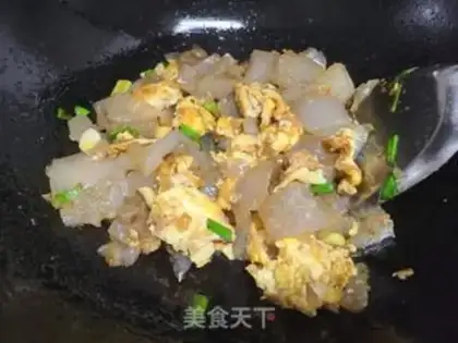Make Potato powdered eggs step 4