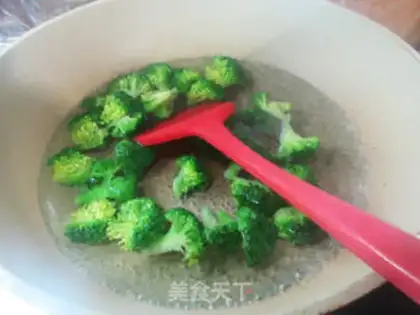 Make Mushrooms and broccoli step 2