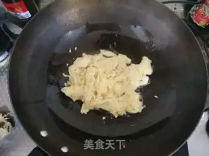 Make Onion fried eggs step 2