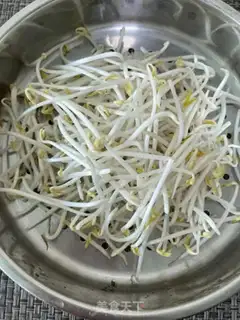 Make White bean sprouts step 0