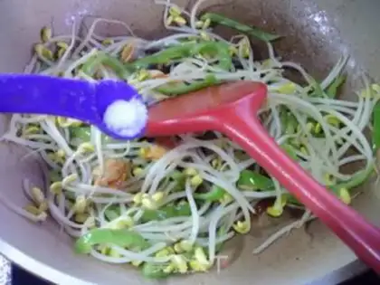 Make Pyramid clams and soybeans step 6