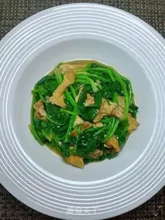Make Spinach fried eggs step 10